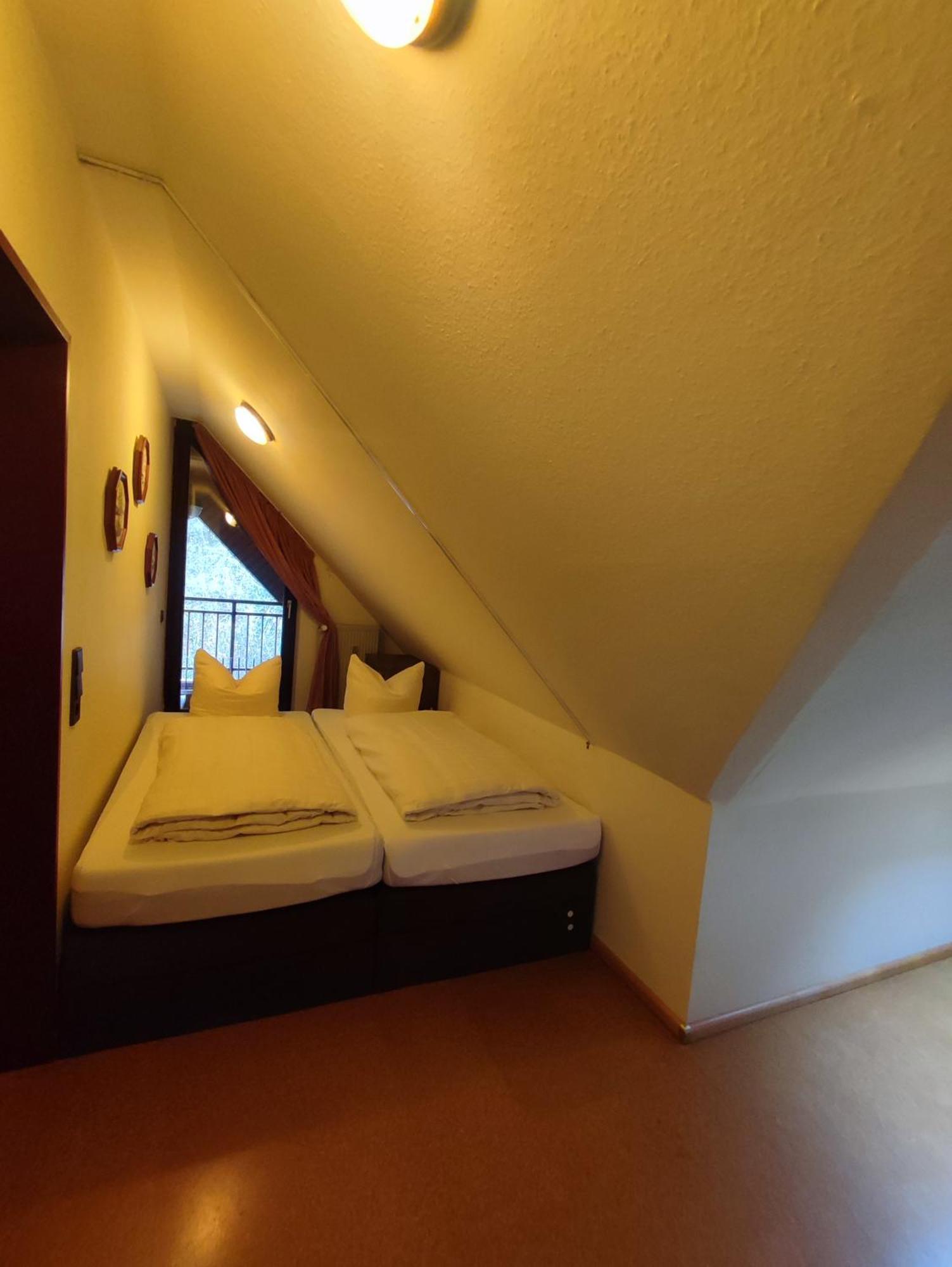 Panorama Oase Ferienwohnung Mit Blick Auf Mosel Und Reichsburg Cochem Exteriér fotografie
